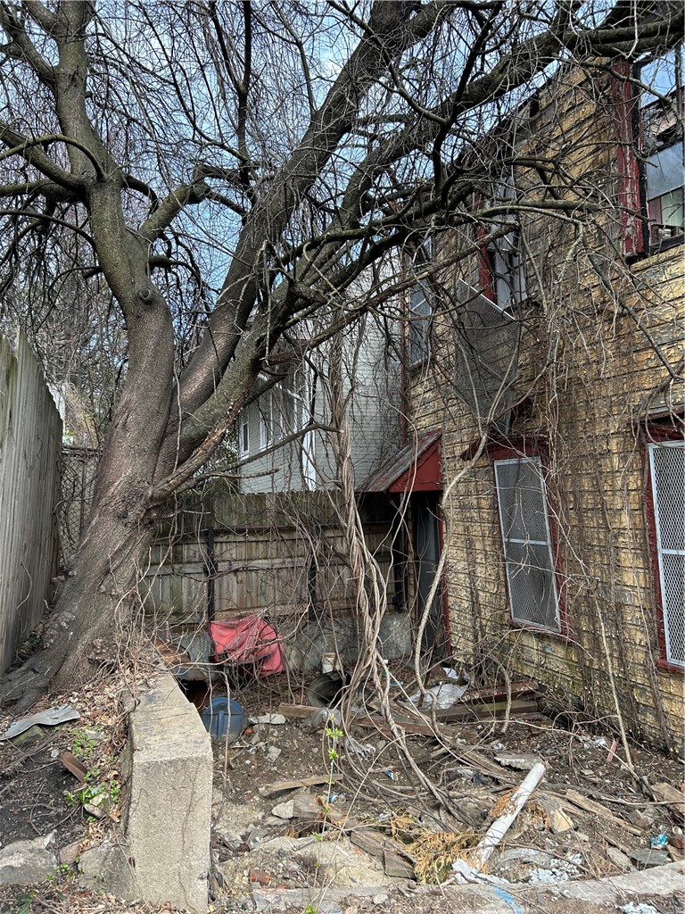 1000 Spring Garden Ave