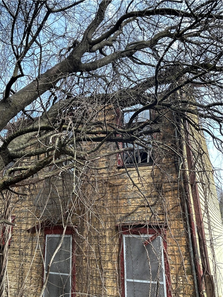 1000 Spring Garden Ave