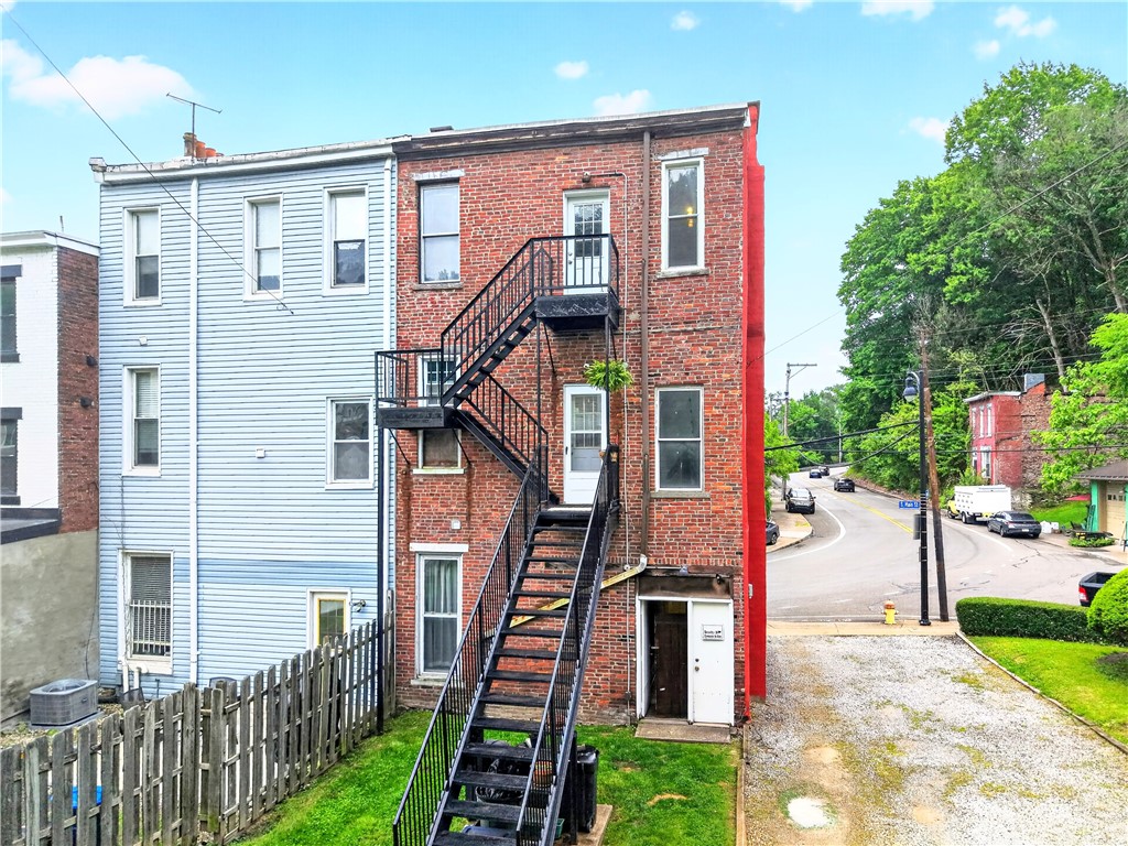 520 S Main St