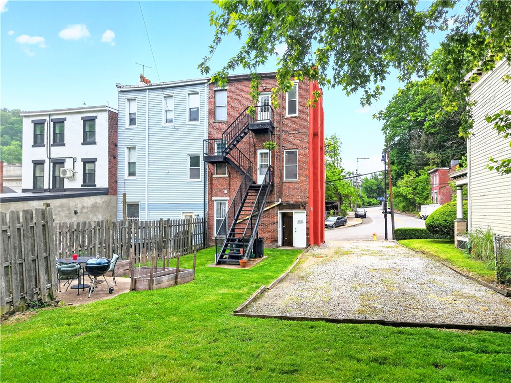 520 S Main St