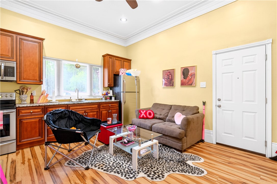 520 S Main St