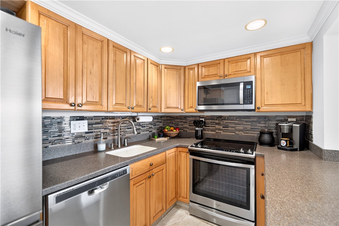 1000 Grandview Ave 904