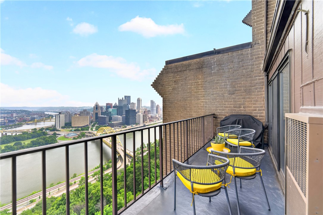 1000 Grandview Ave 904