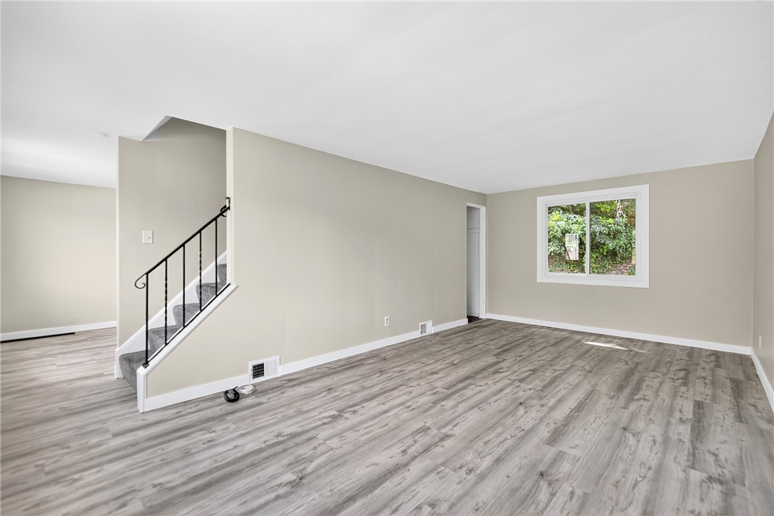 11400 Azalea Dr