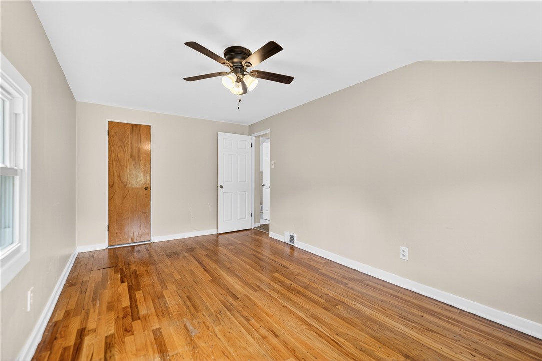 11400 Azalea Dr