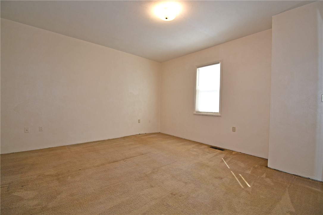 611 Lorenz Ave