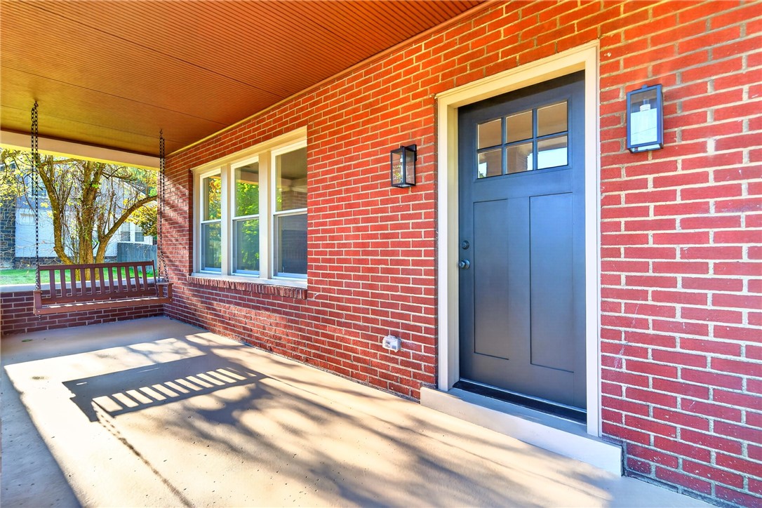611 W Ingomar Rd