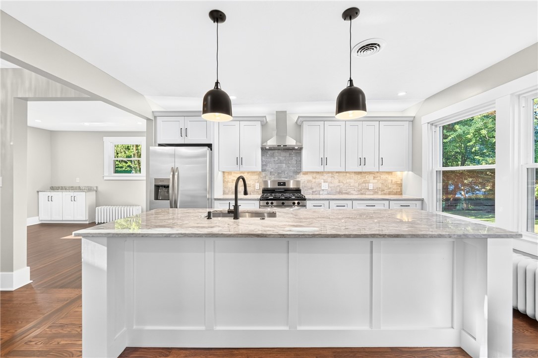 611 W Ingomar Rd