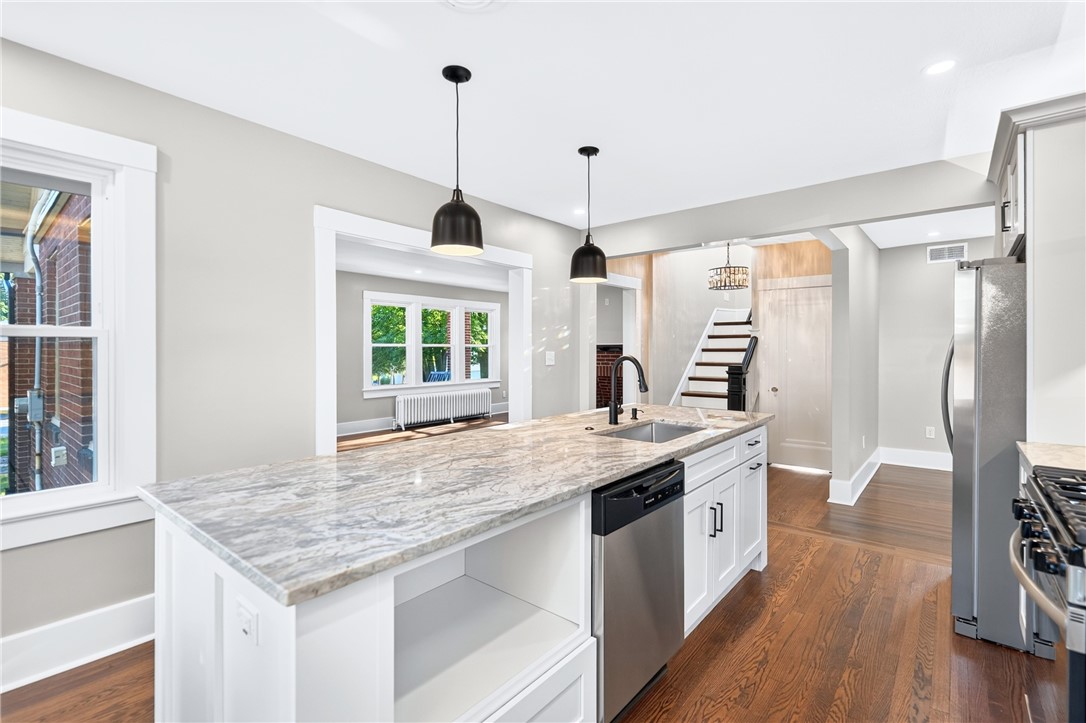 611 W Ingomar Rd