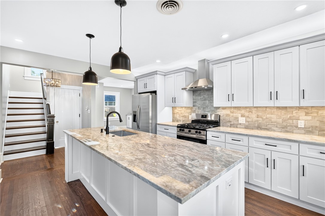 611 W Ingomar Rd