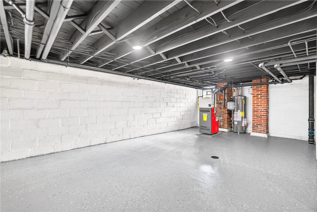 611 W Ingomar Rd