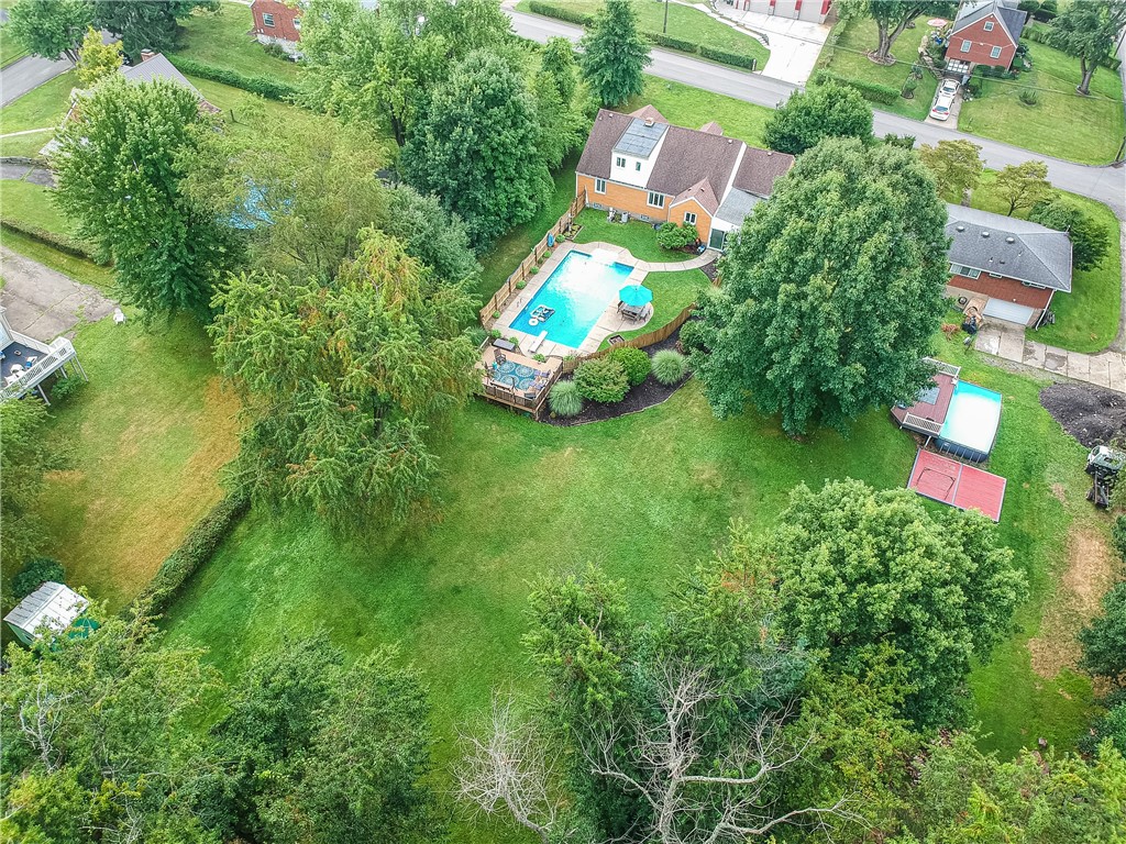 2425 Clearview Drive