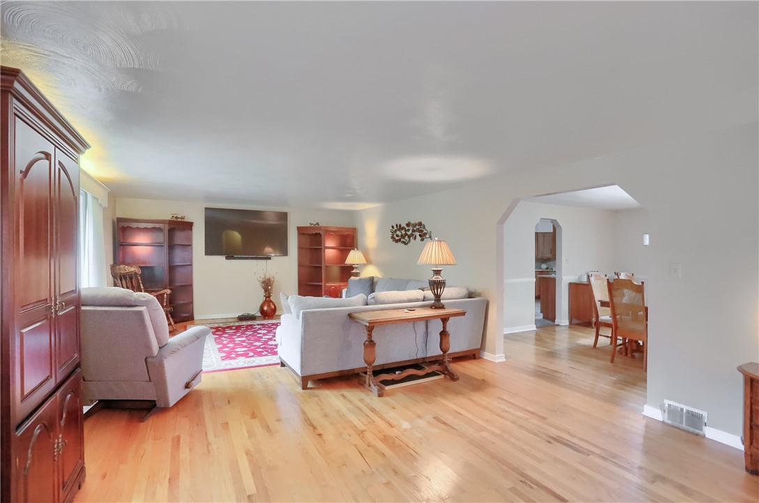 2425 Clearview Drive