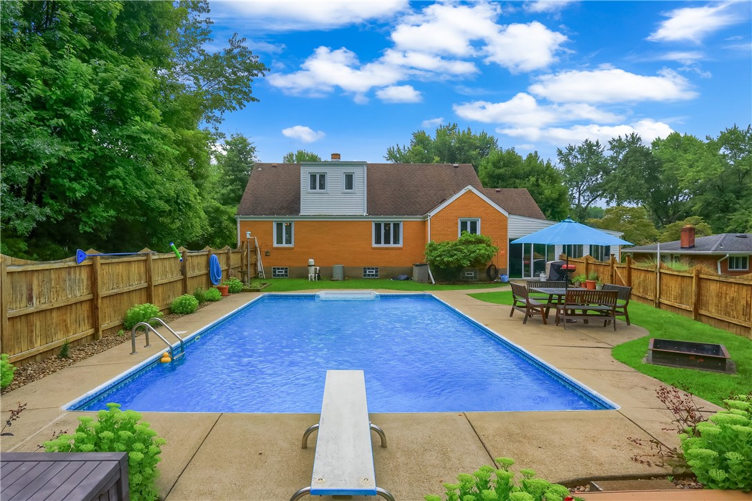 2425 Clearview Drive