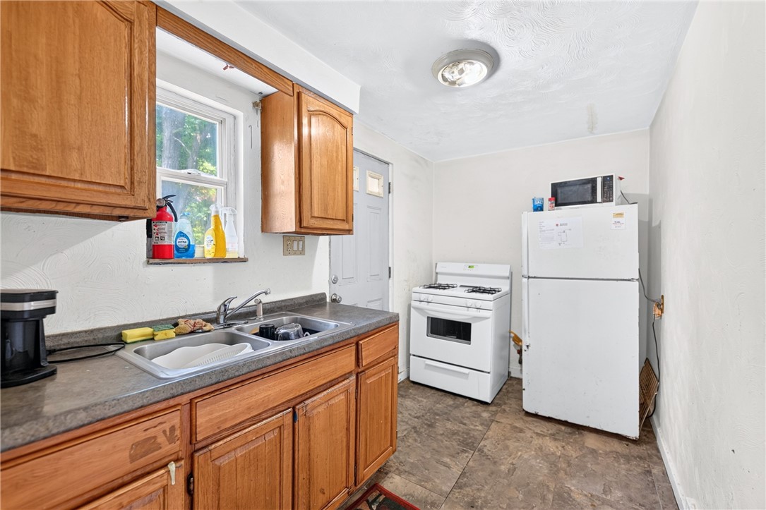 1629 Laketon Rd