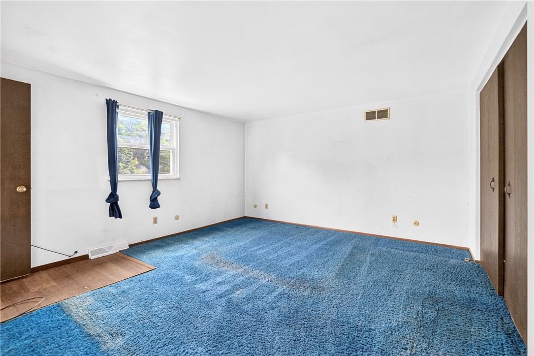 214 Highlander Heights Dr