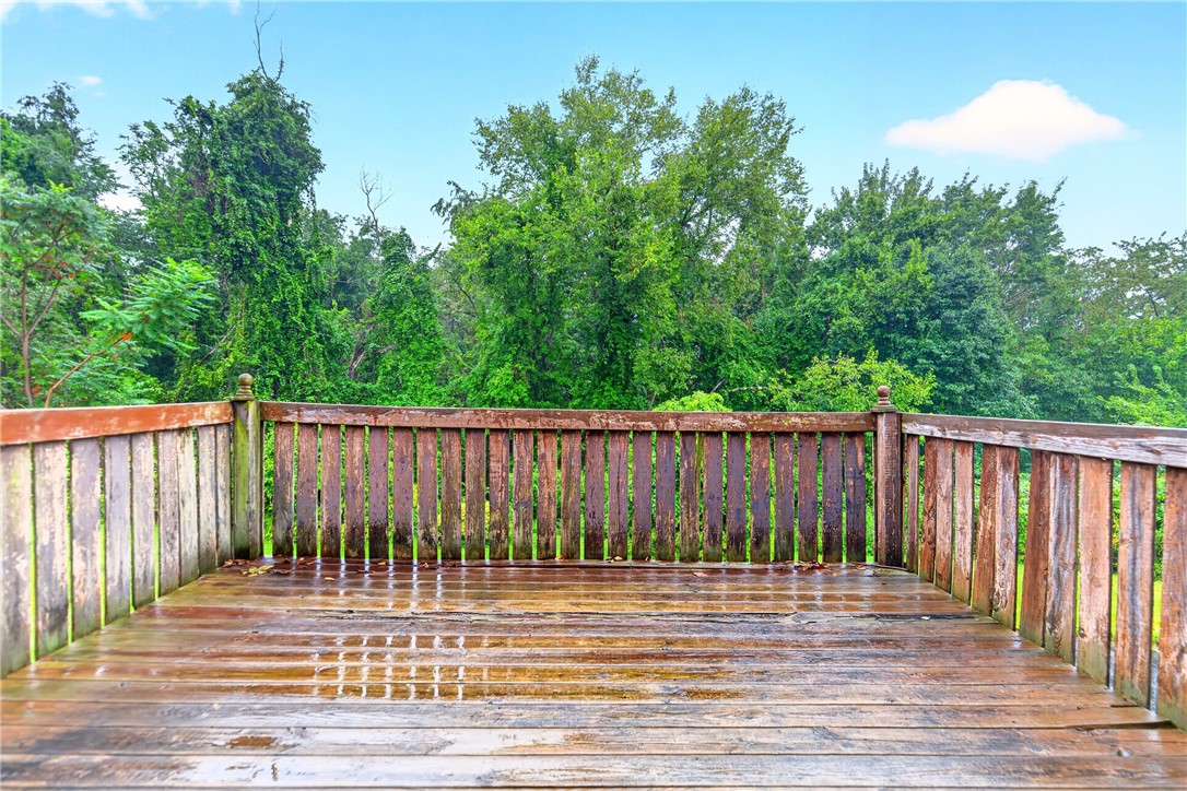 214 Highlander Heights Dr