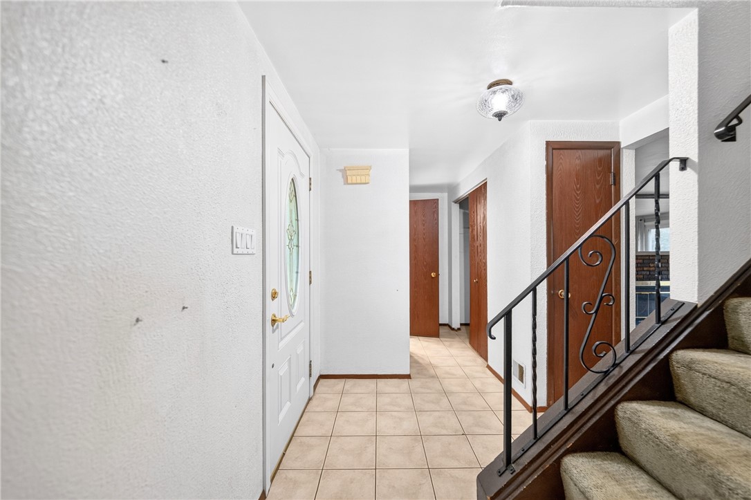 214 Highlander Heights Dr
