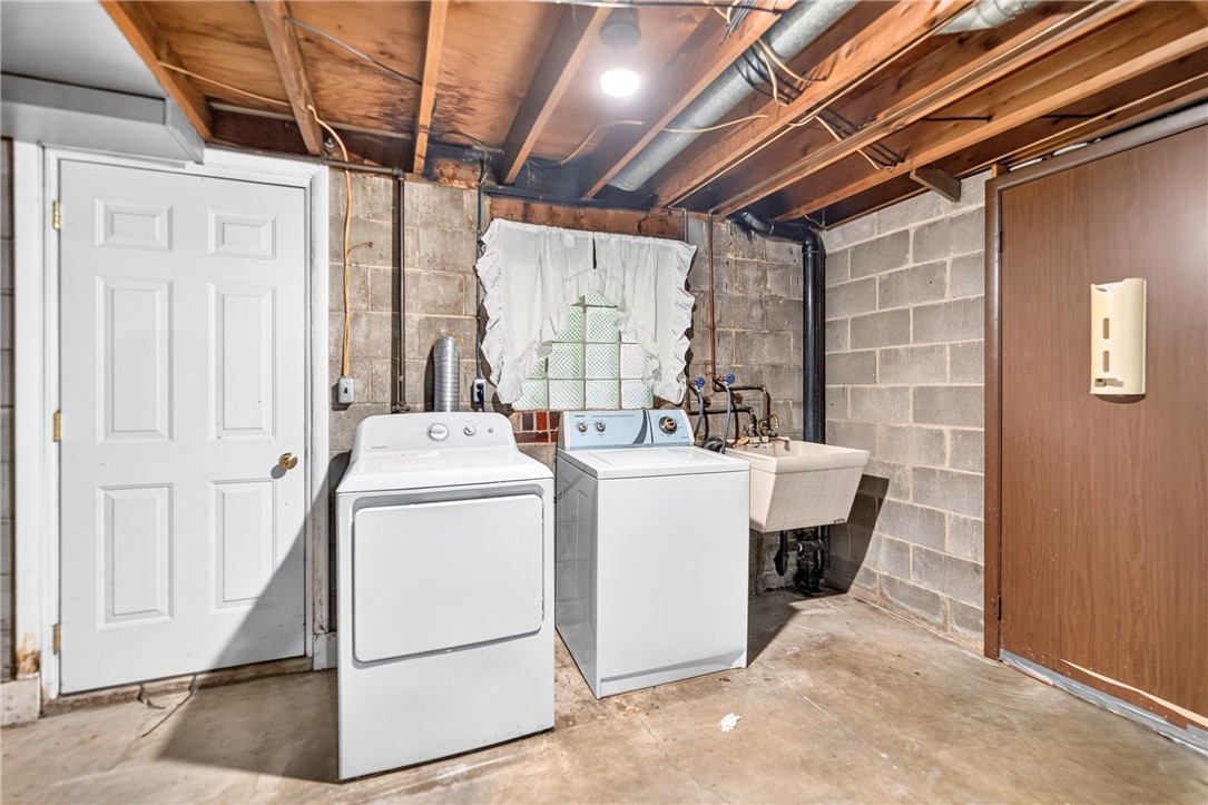 214 Highlander Heights Dr