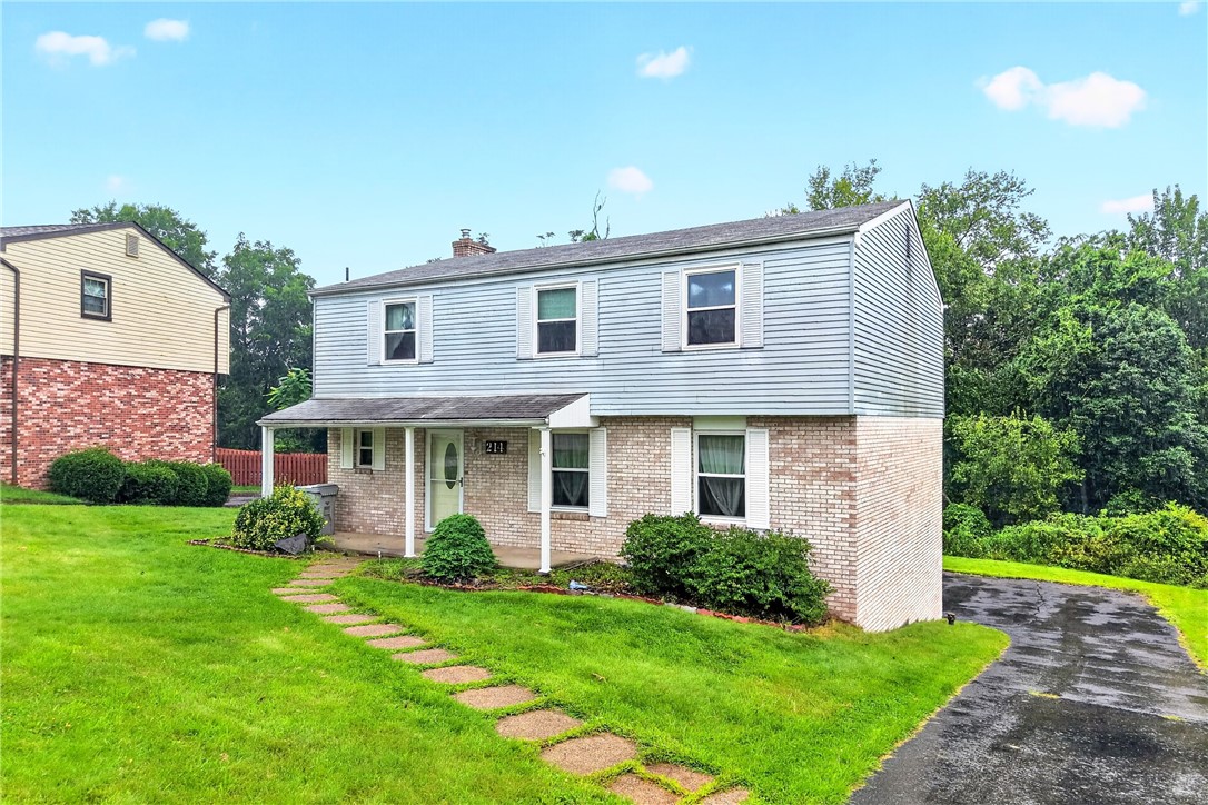 214 Highlander Heights Dr