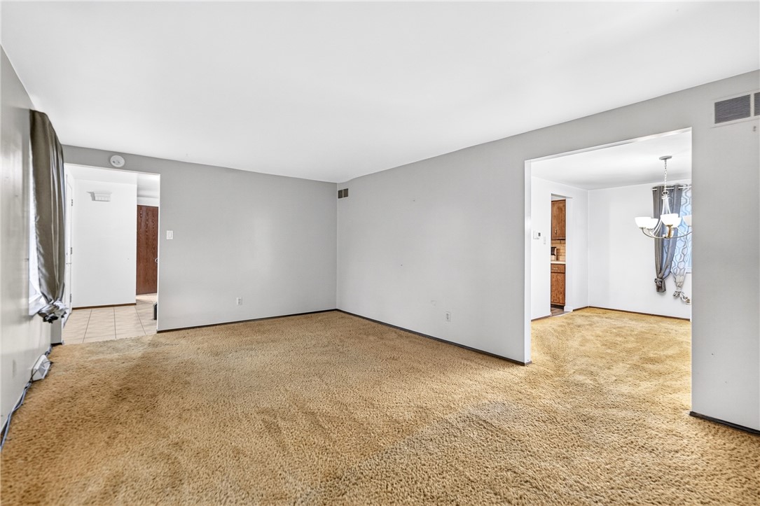 214 Highlander Heights Dr