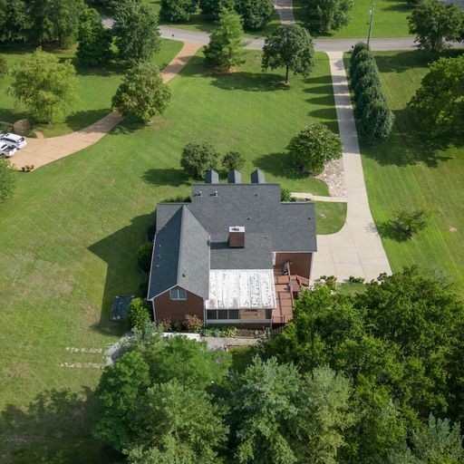 1010 Heritage Woods Dr