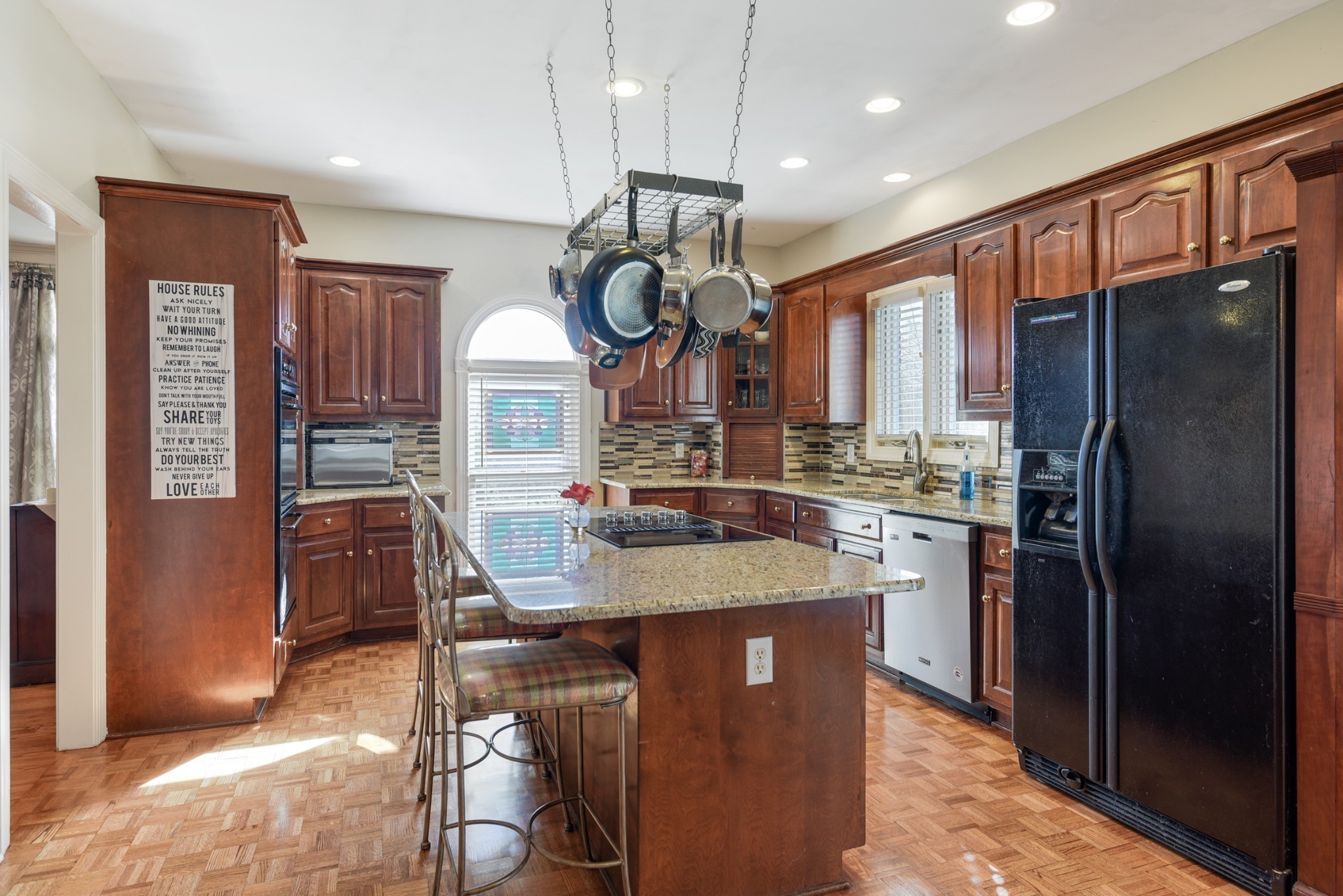 1010 Heritage Woods Dr