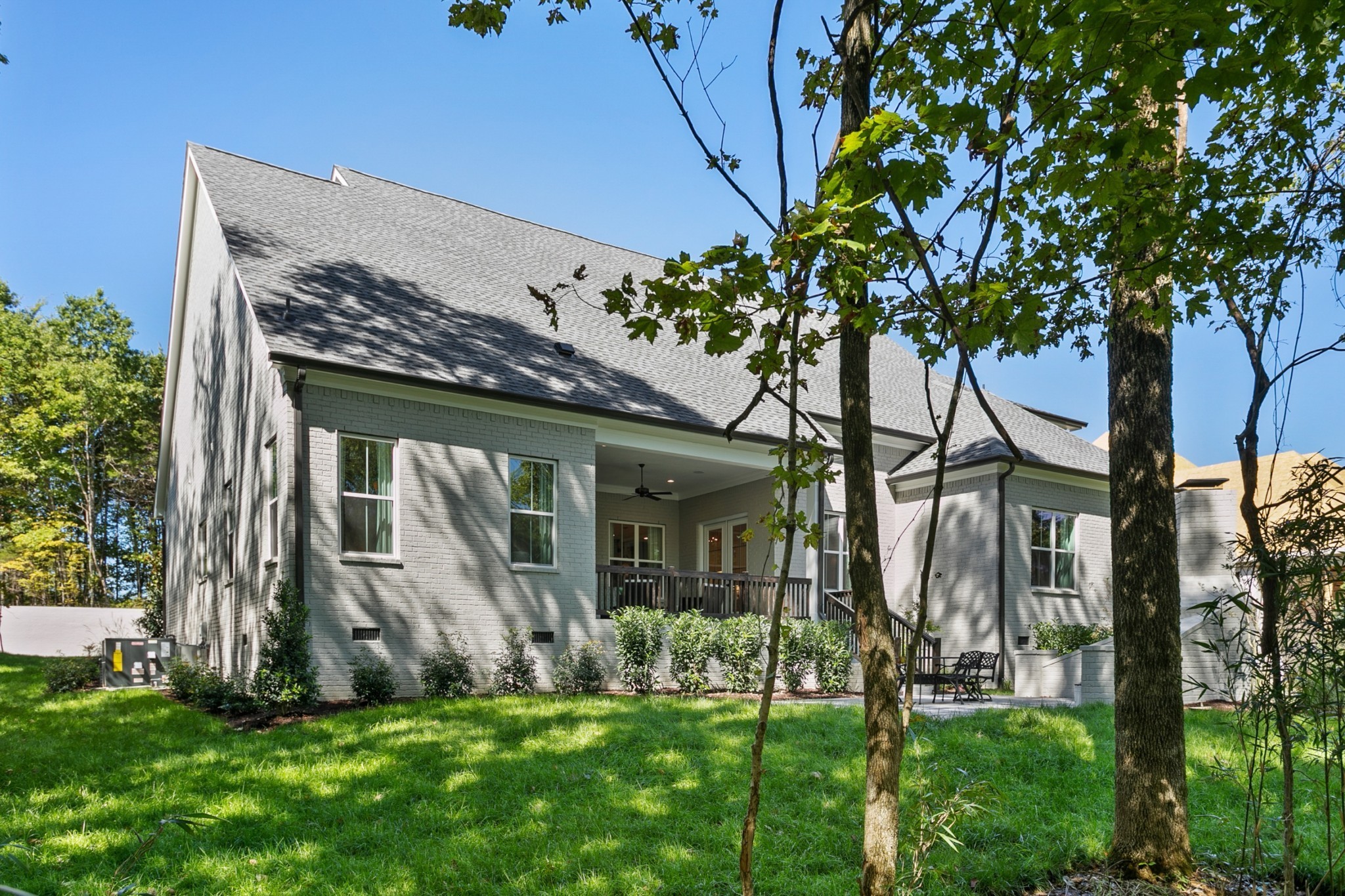 1009 PASADENA DR