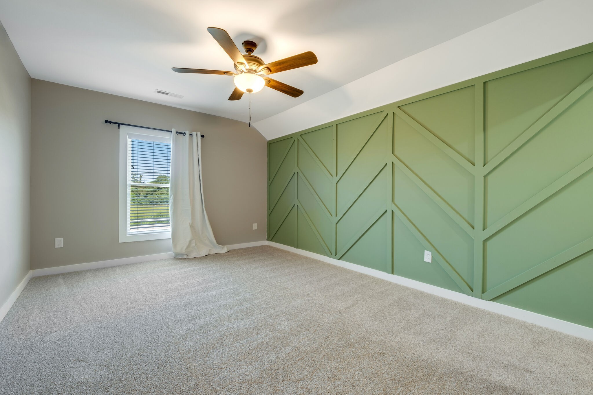 794 Brights Ln