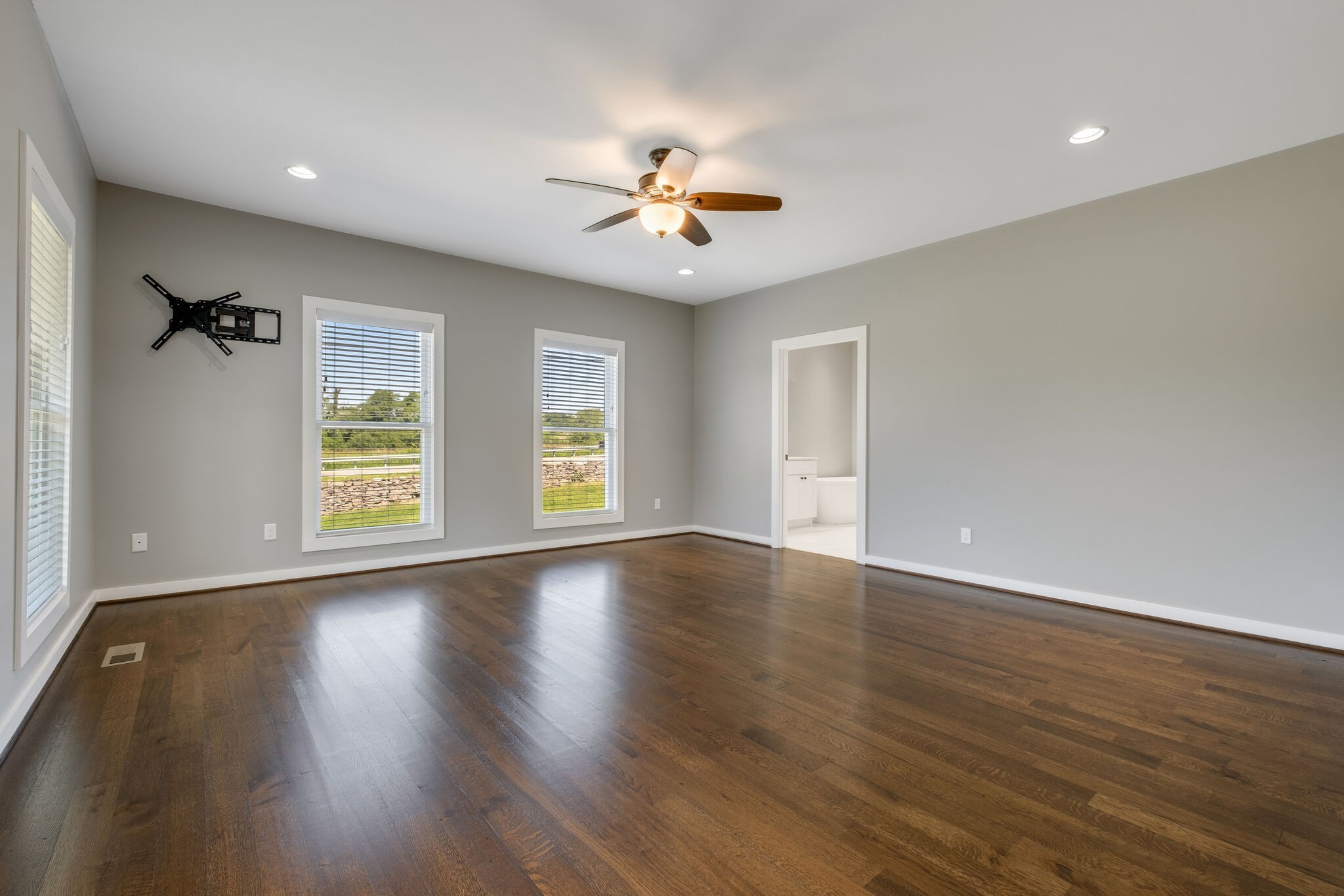 794 Brights Ln