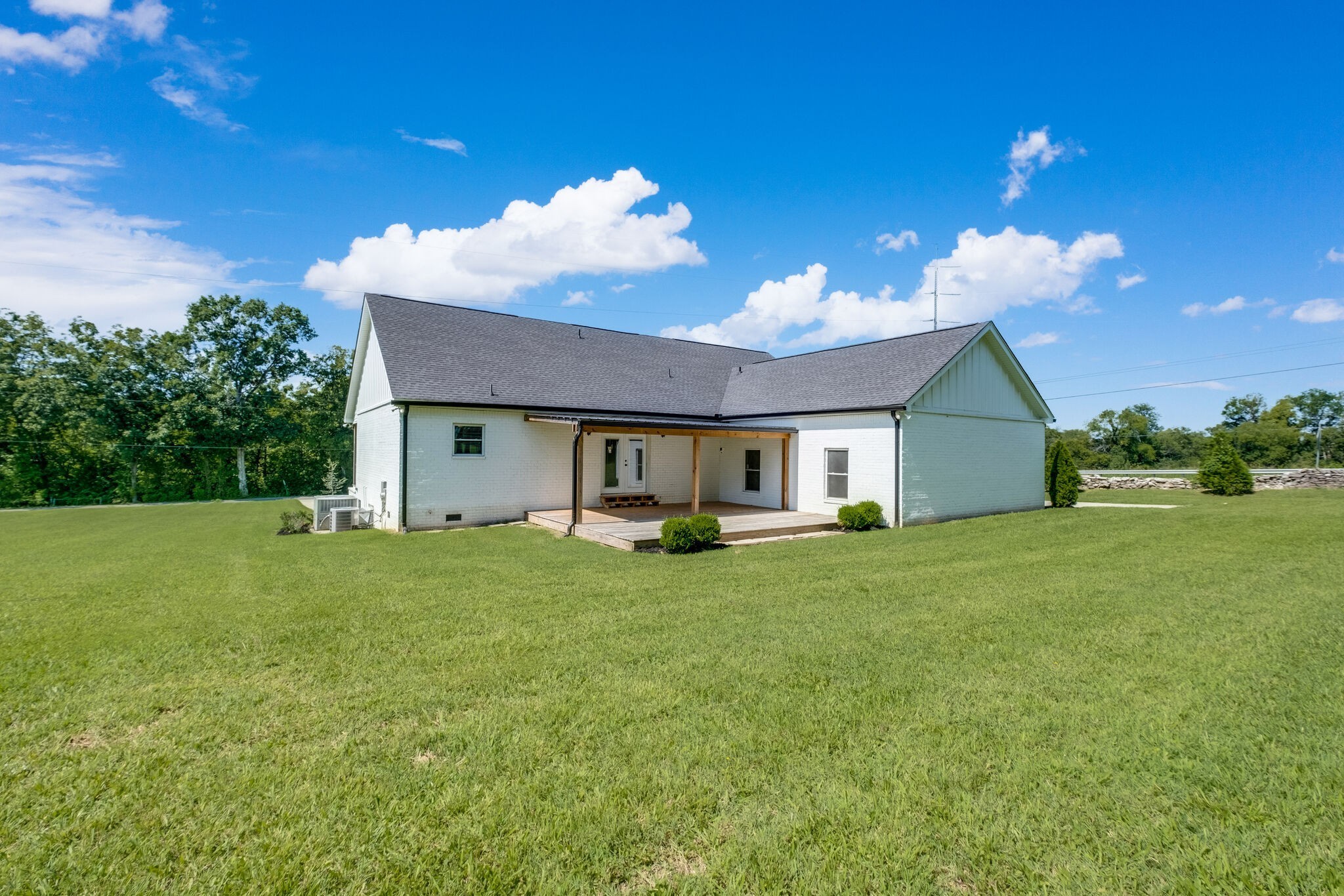 794 Brights Ln