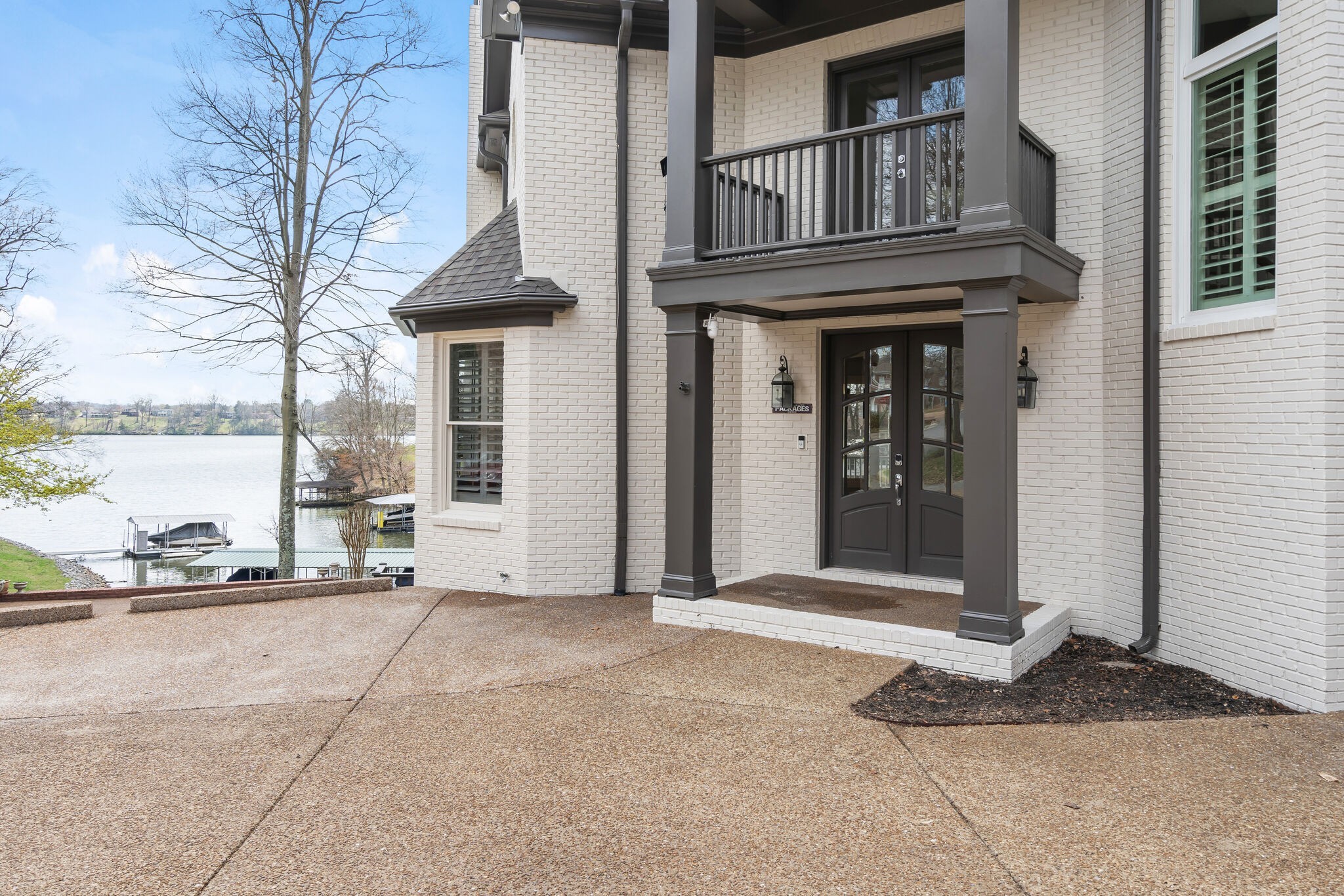 107 Liberty Cv