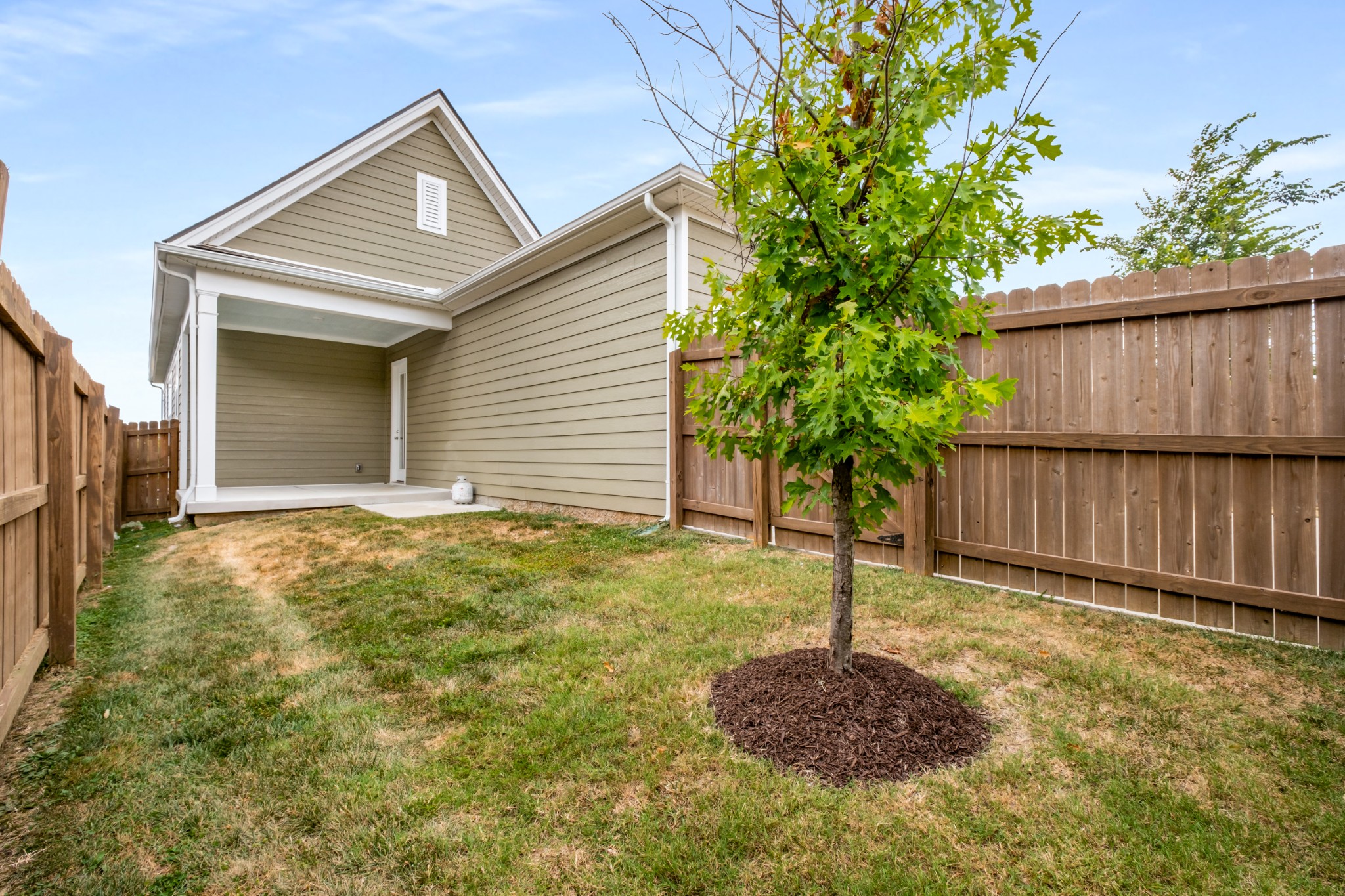 2053 Kirkwall Dr