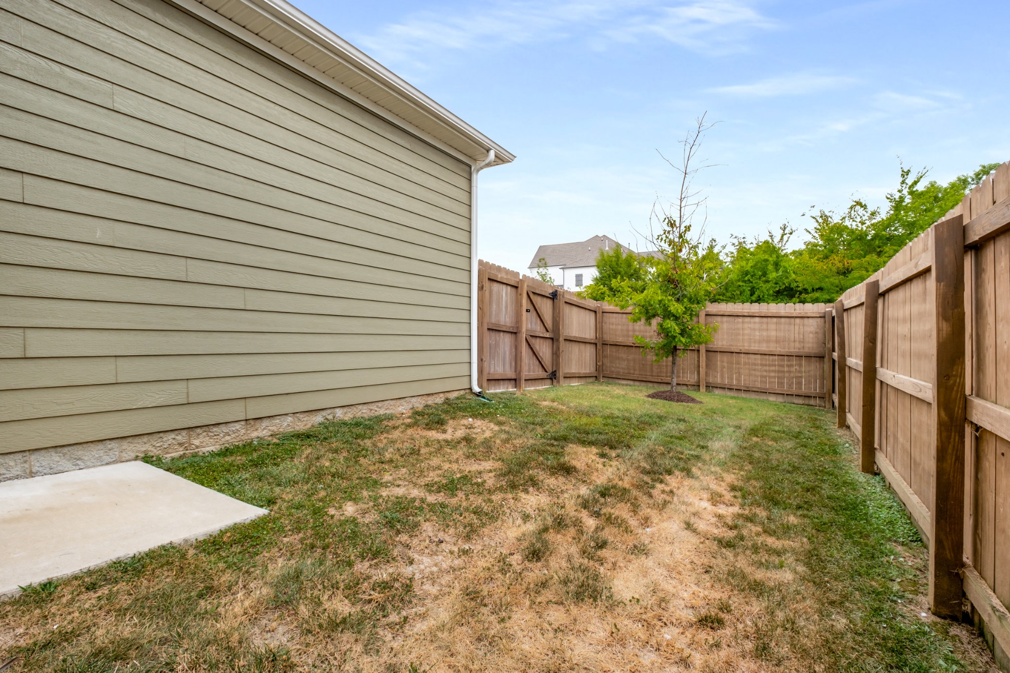 2053 Kirkwall Dr