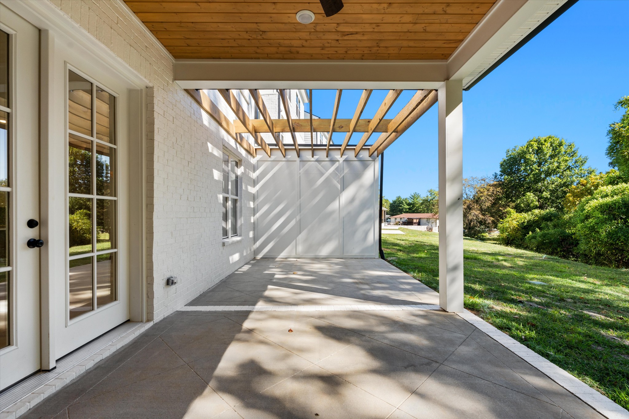 337 Old Shackle Island Rd