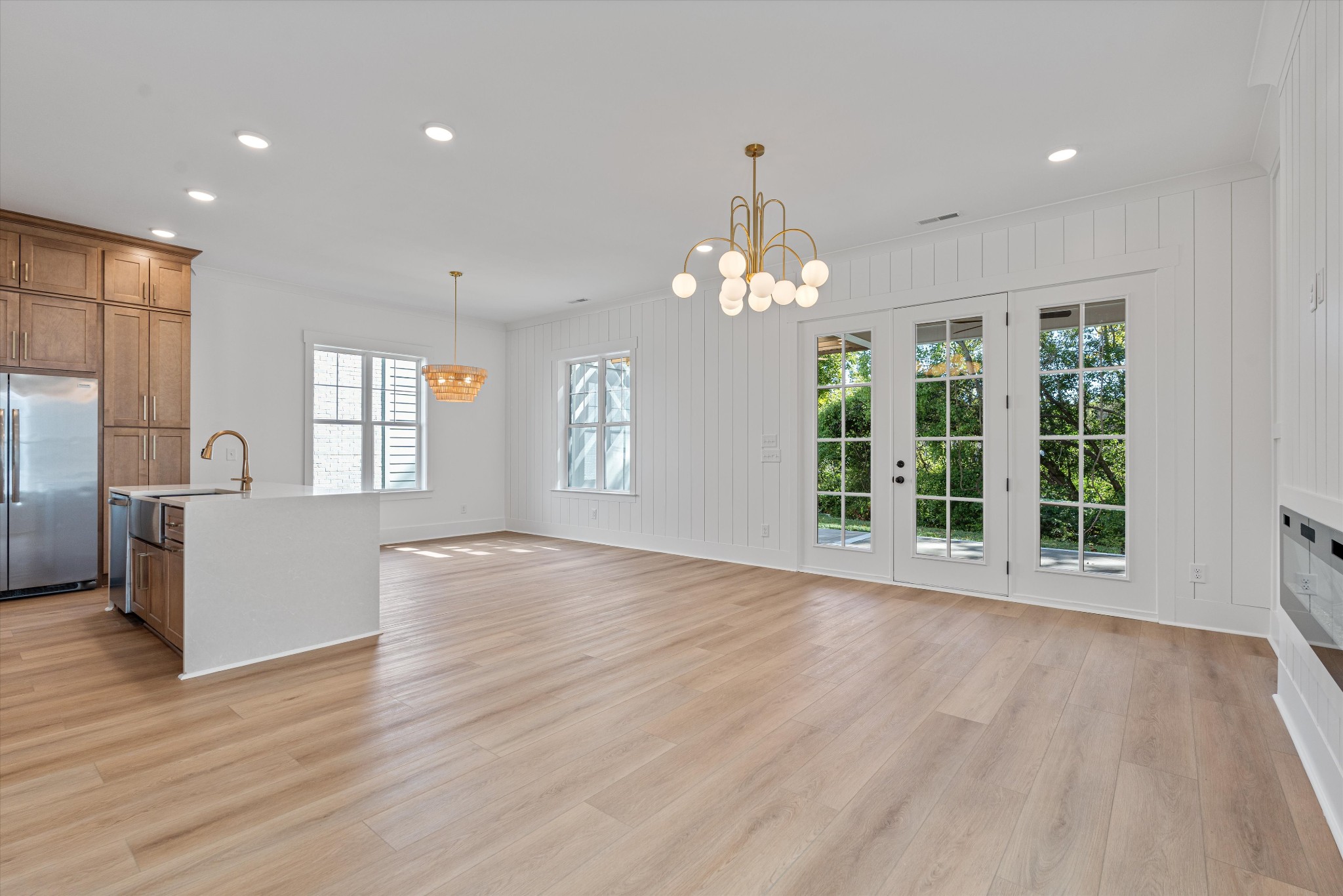 337 Old Shackle Island Rd