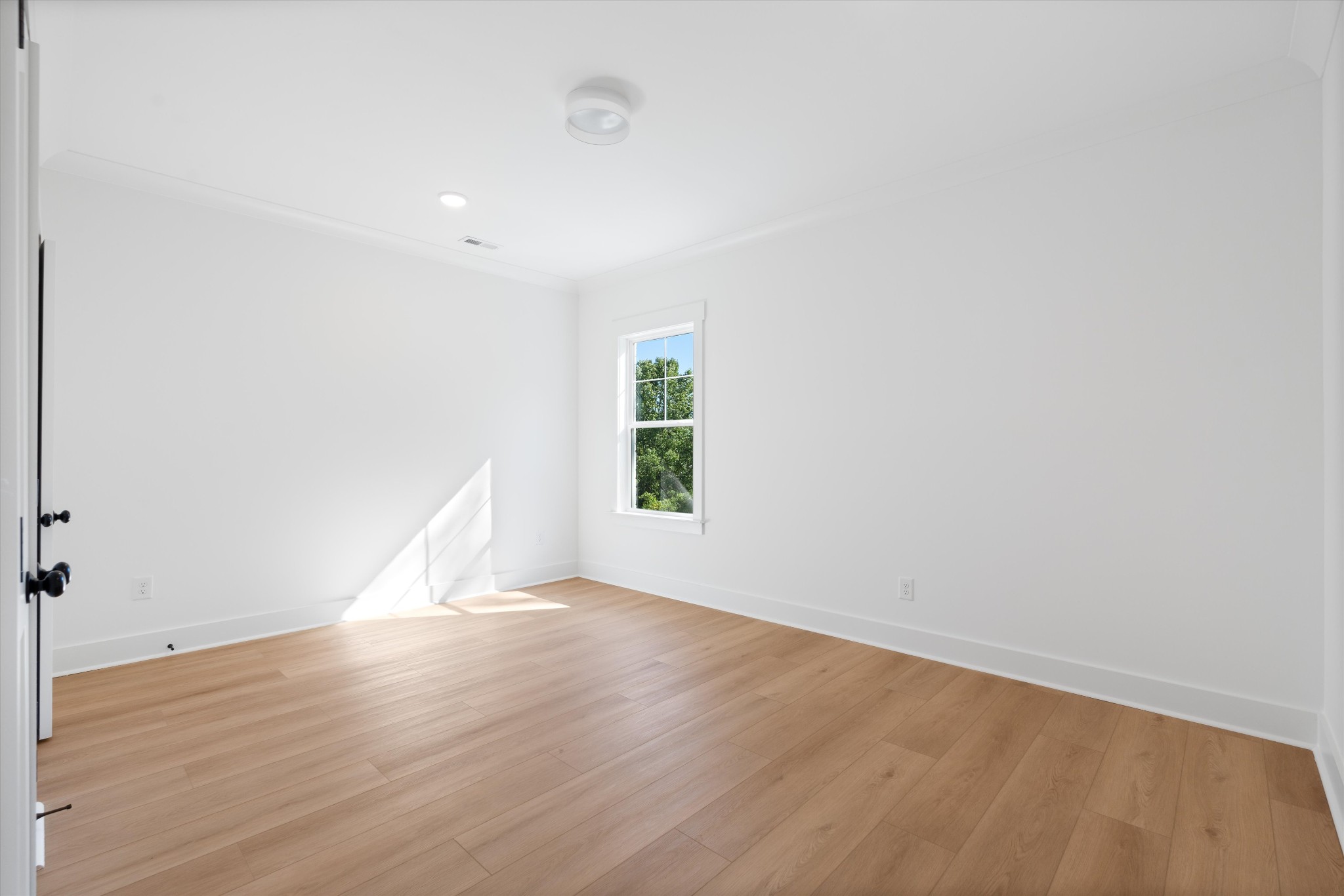 337 Old Shackle Island Rd