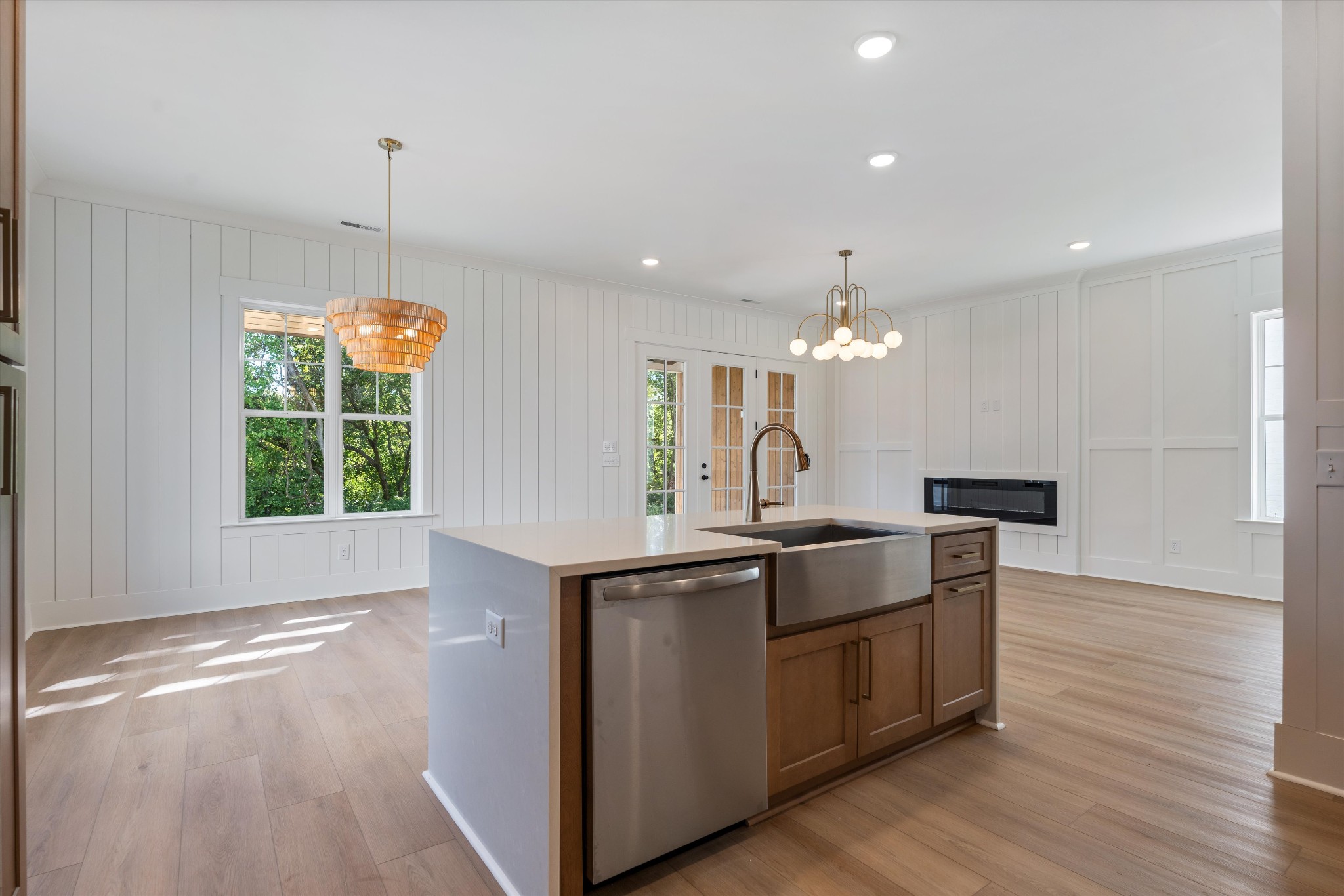 337 Old Shackle Island Rd