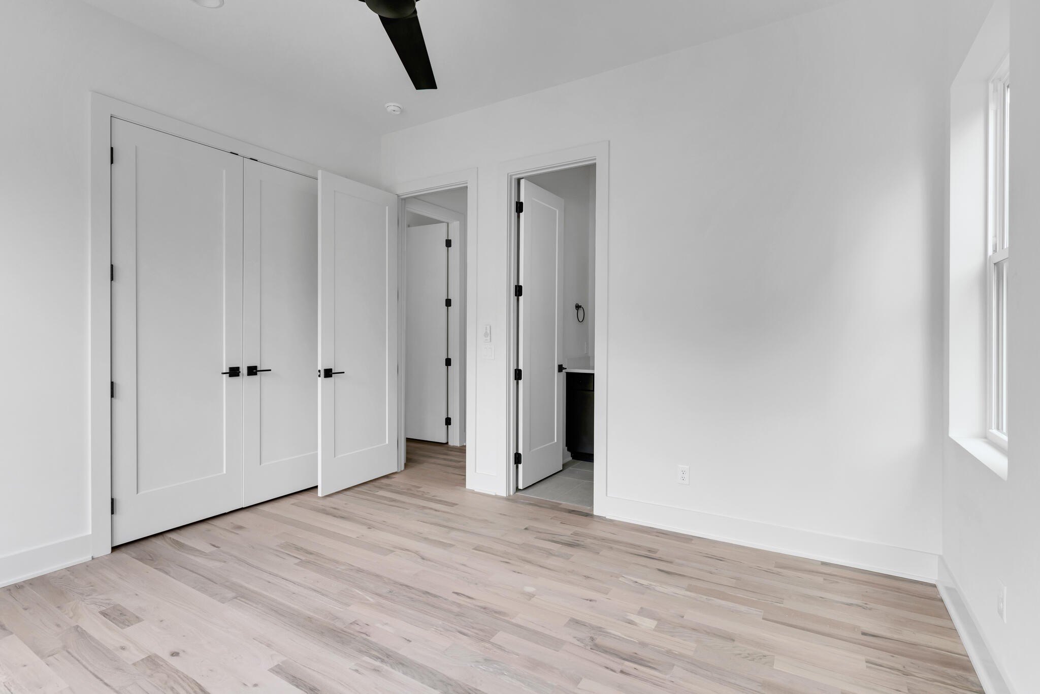 3419B Springbrook Dr