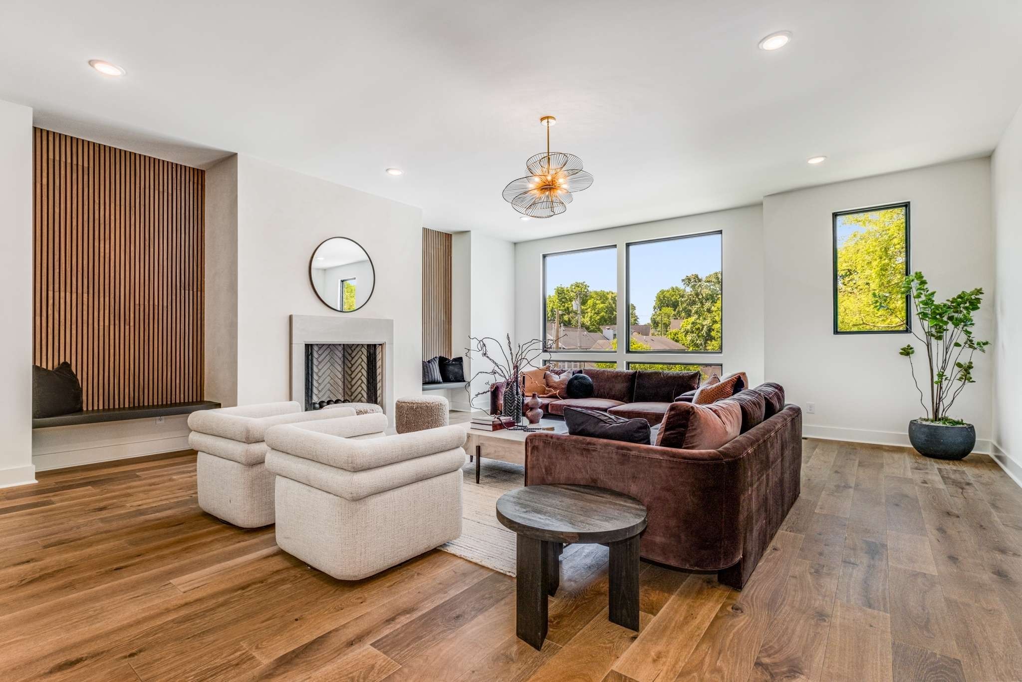 1248 Battlefield Dr