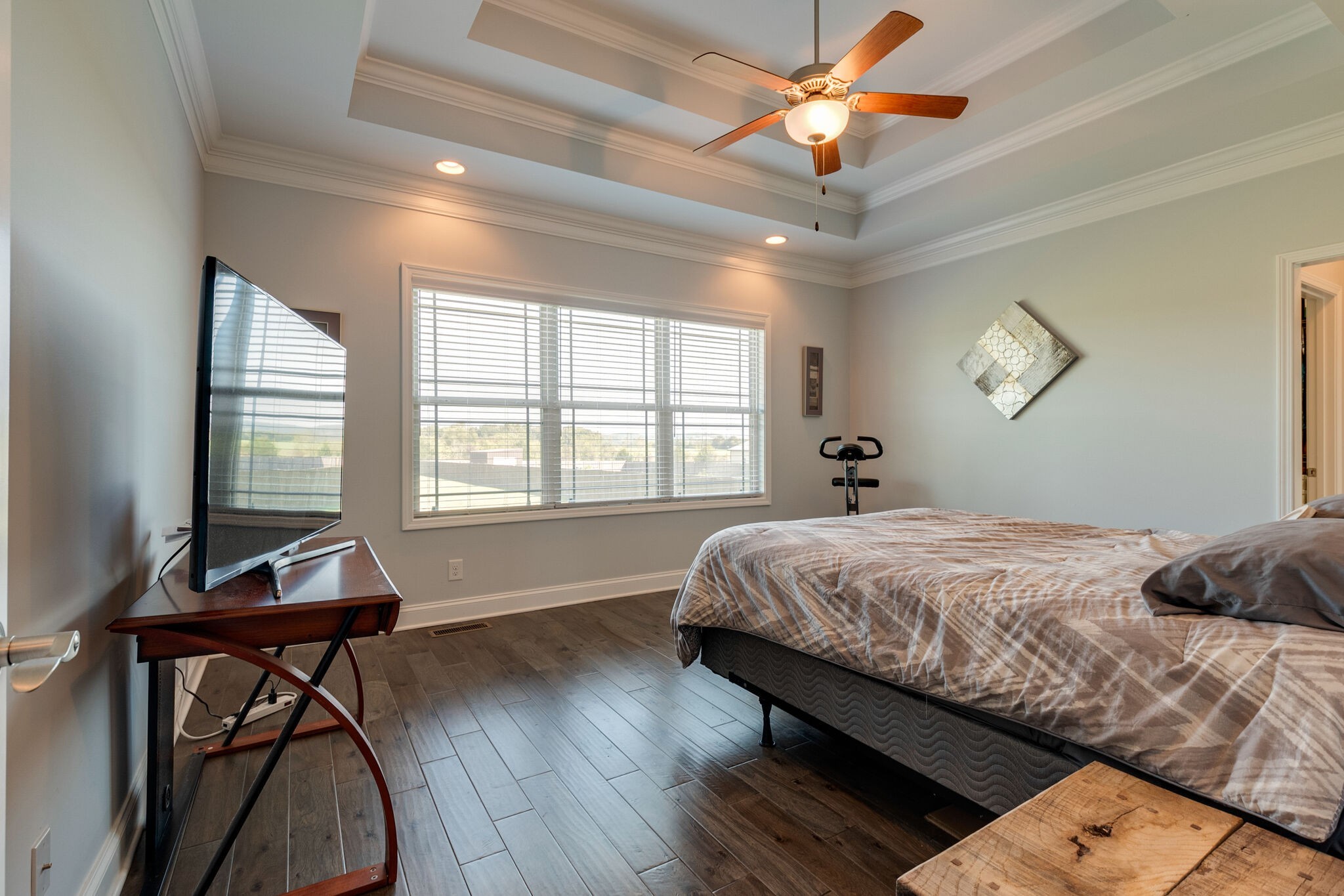 2323 Bluebird Rd