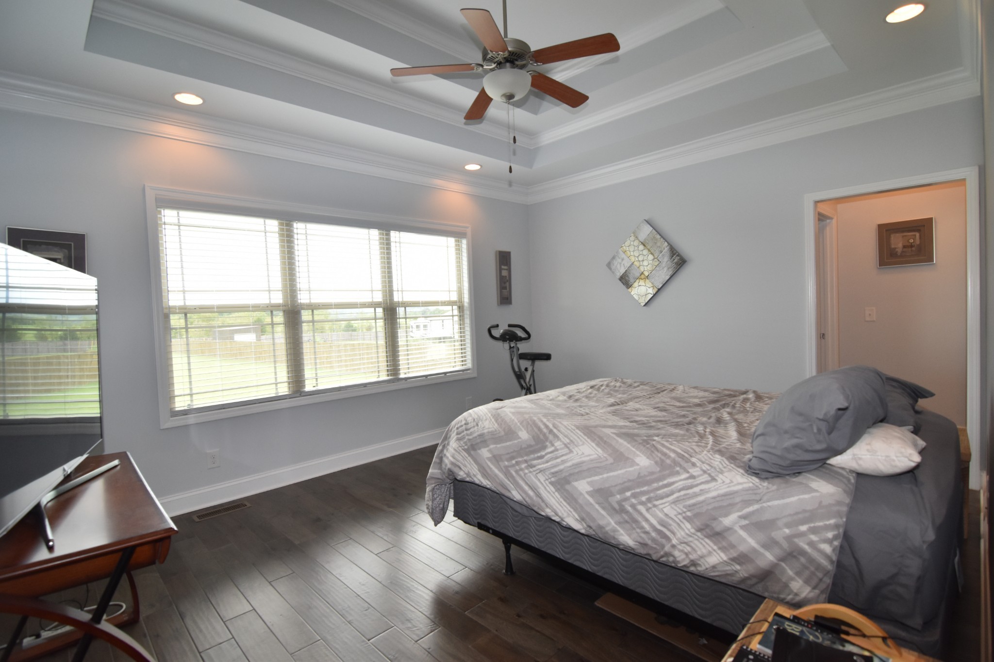 2323 Bluebird Rd