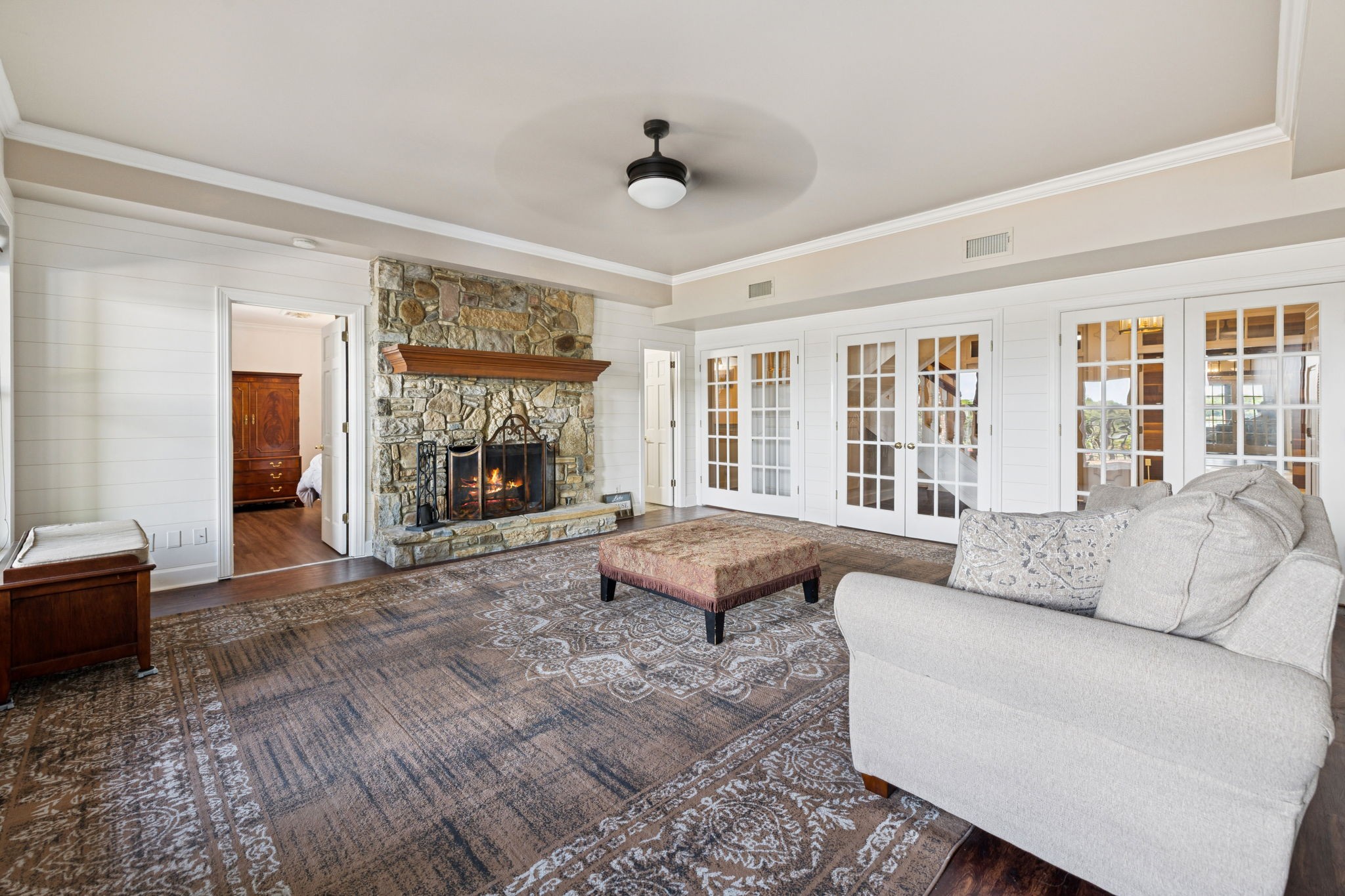 103 Cherry Branch Ln