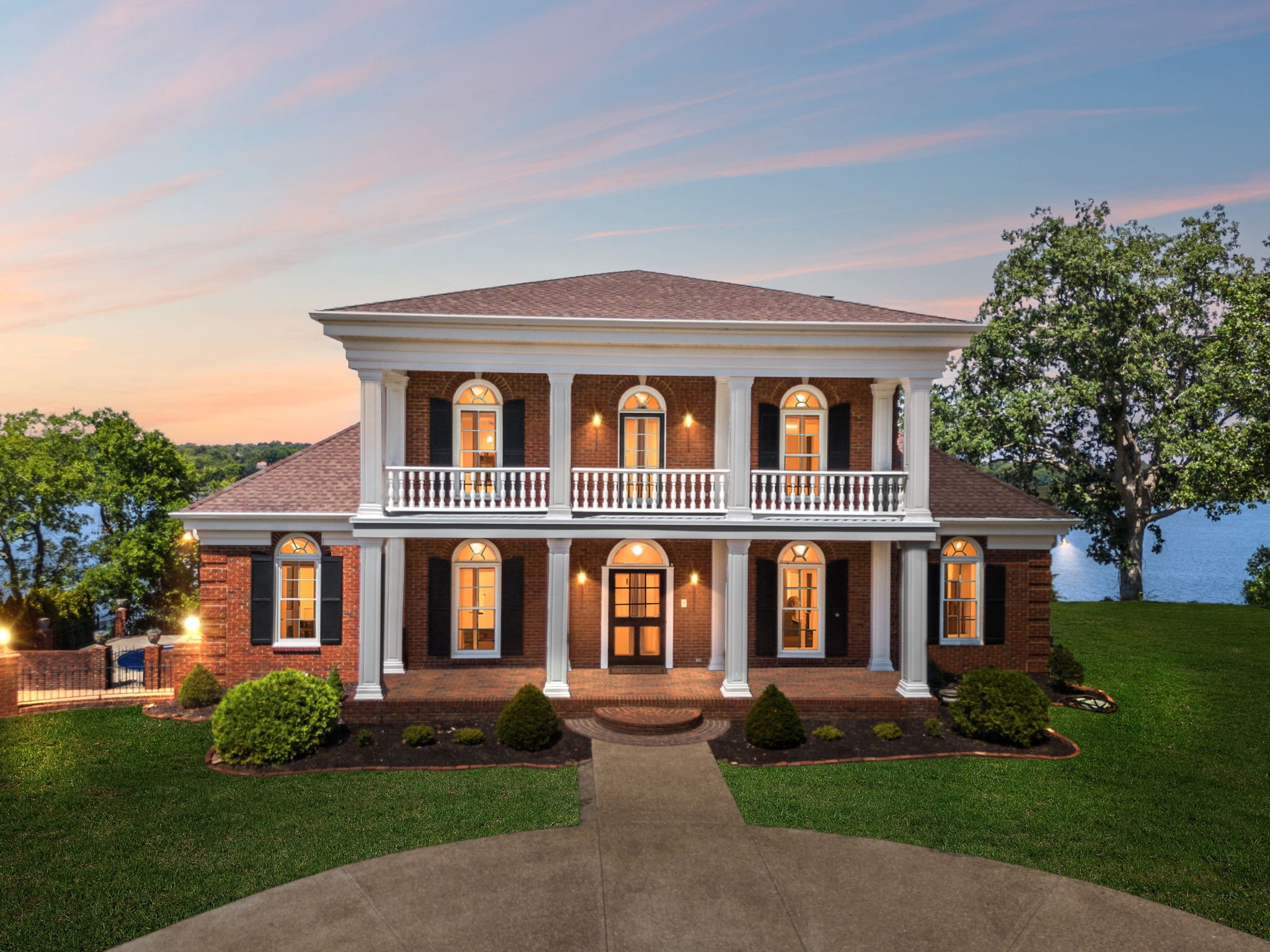 103 Cherry Branch Ln