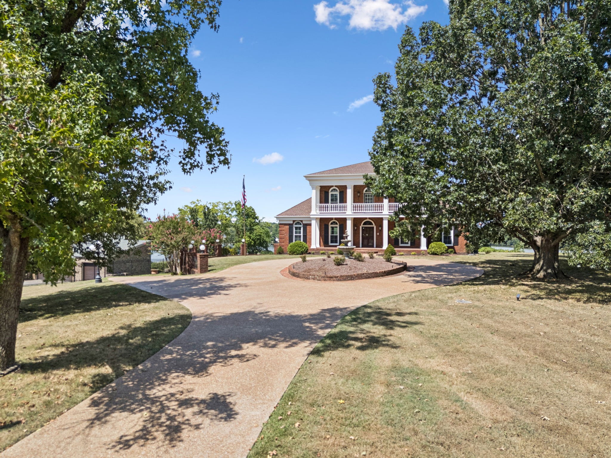 103 Cherry Branch Ln