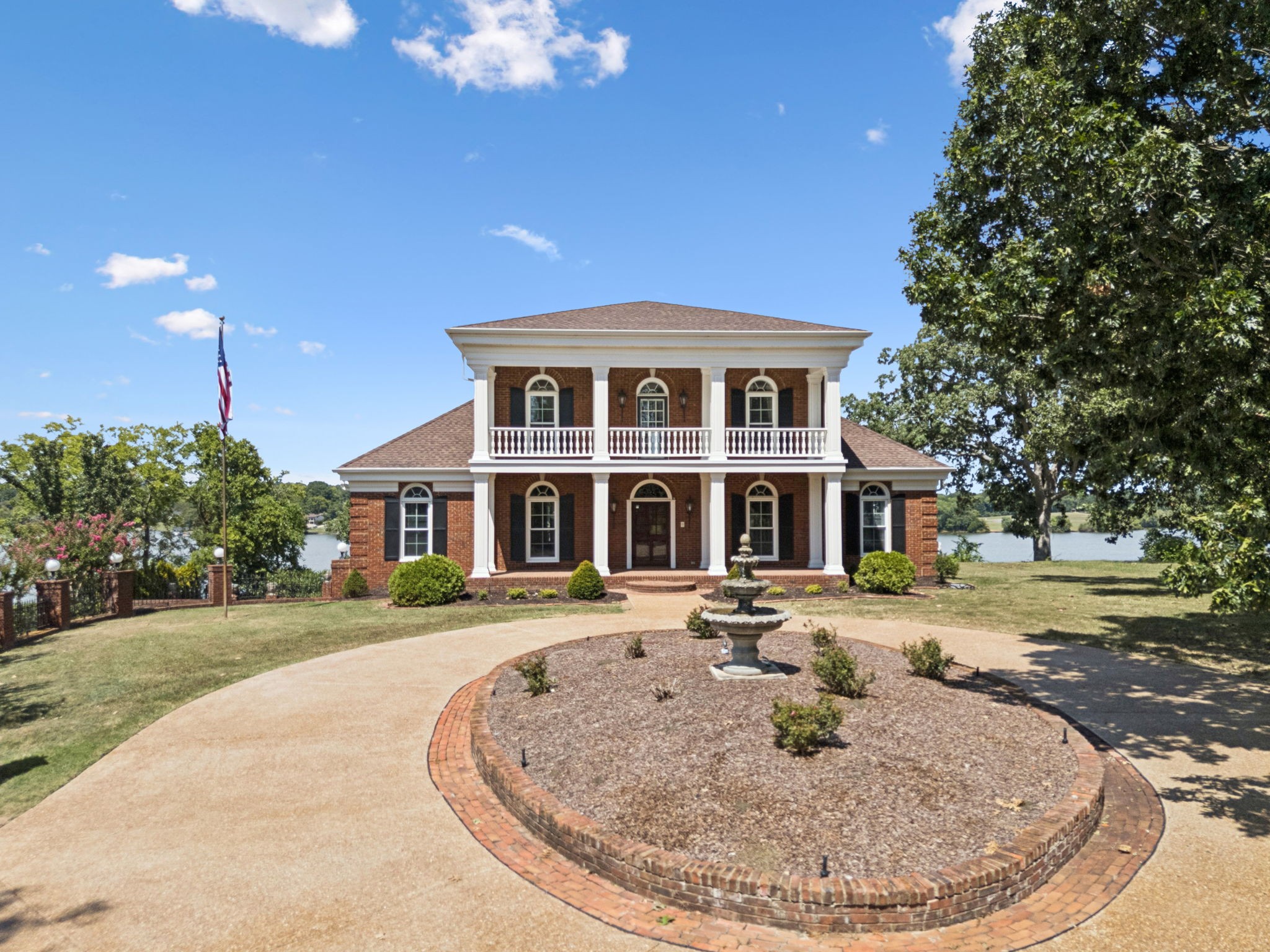 103 Cherry Branch Ln