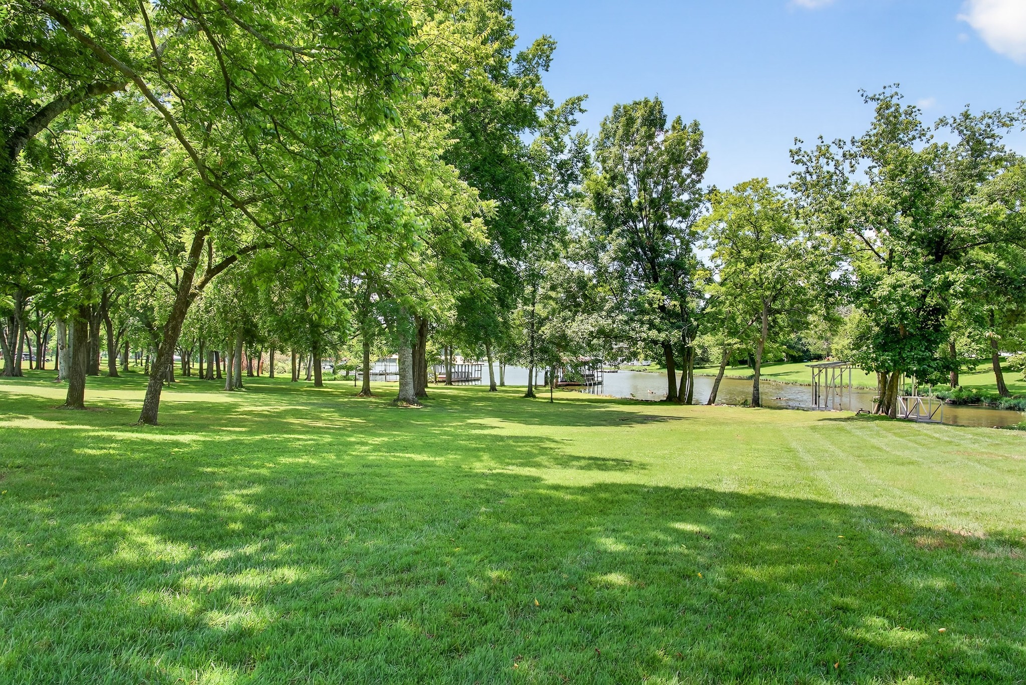 214 Bluegrass Dr