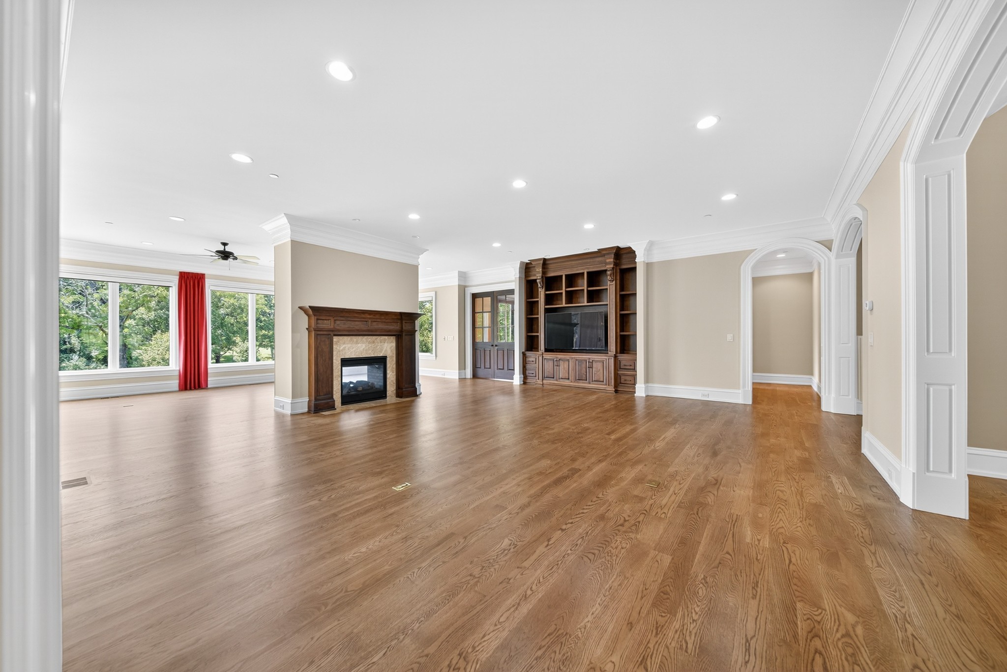 214 Bluegrass Dr