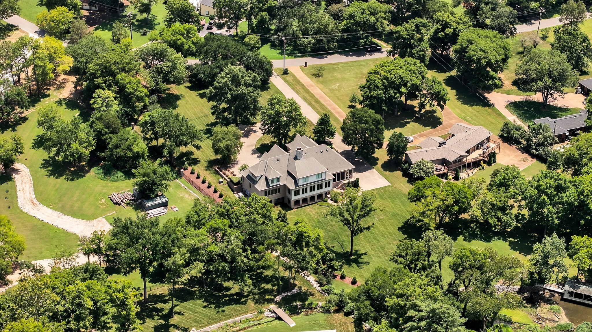 214 Bluegrass Dr