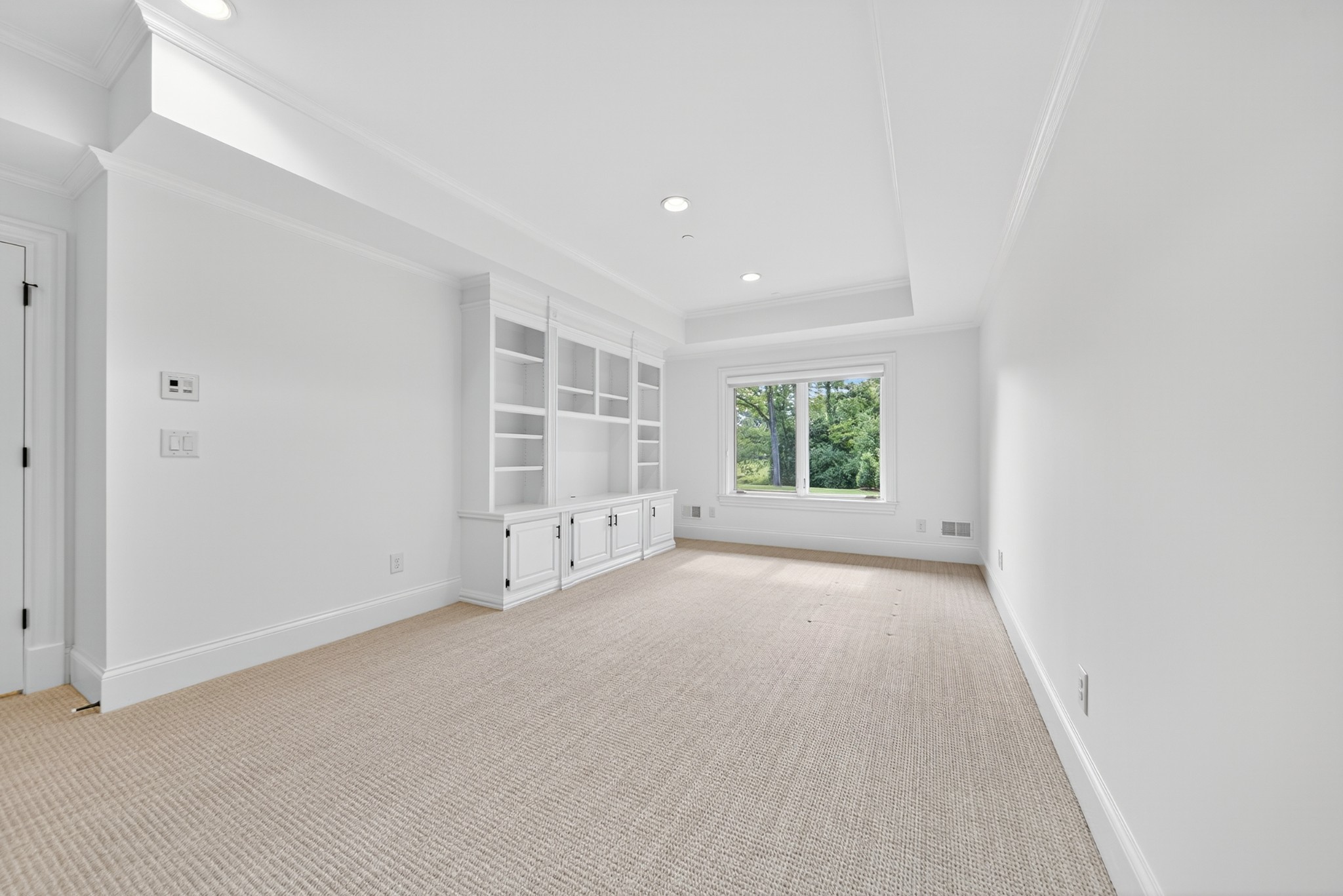 214 Bluegrass Dr